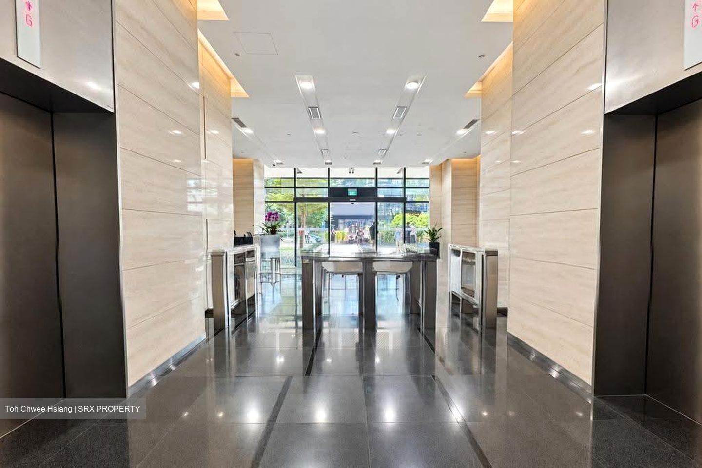 Ocbc Paya Lebar Mrt Station - Circle Line (D14), Office #628912871